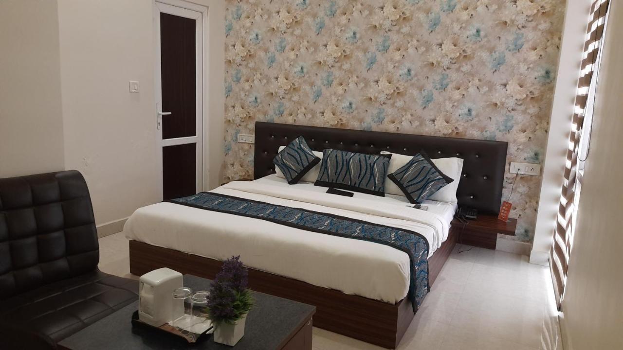 Hotel Ventures Inn Amritsar Exterior photo
