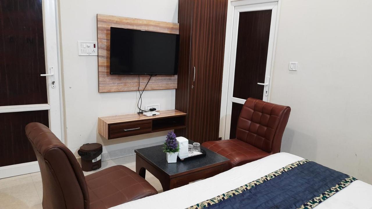 Hotel Ventures Inn Amritsar Exterior photo