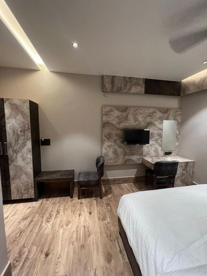 Hotel Ventures Inn Amritsar Exterior photo